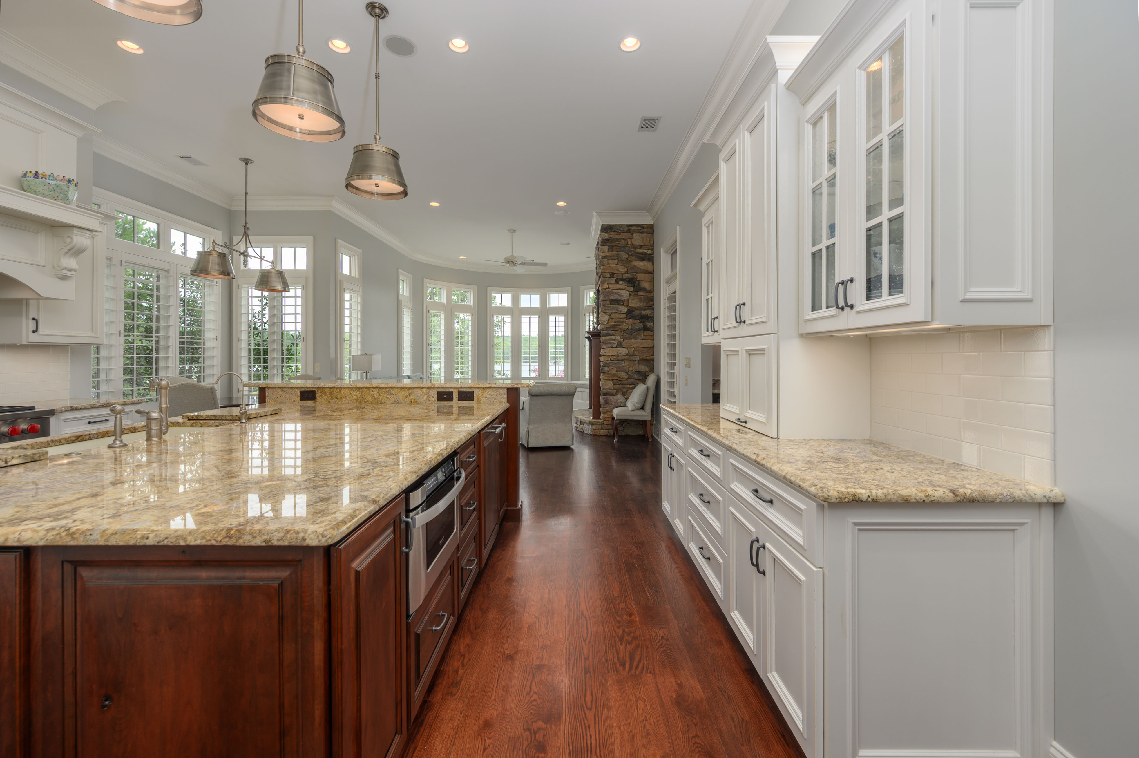 1331 Rose Creek image 17
